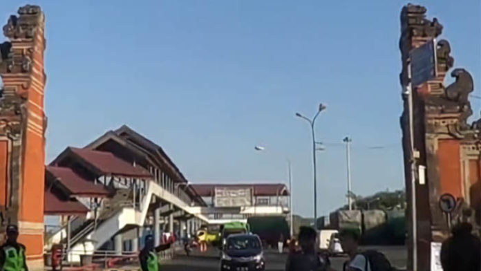 bali tutup