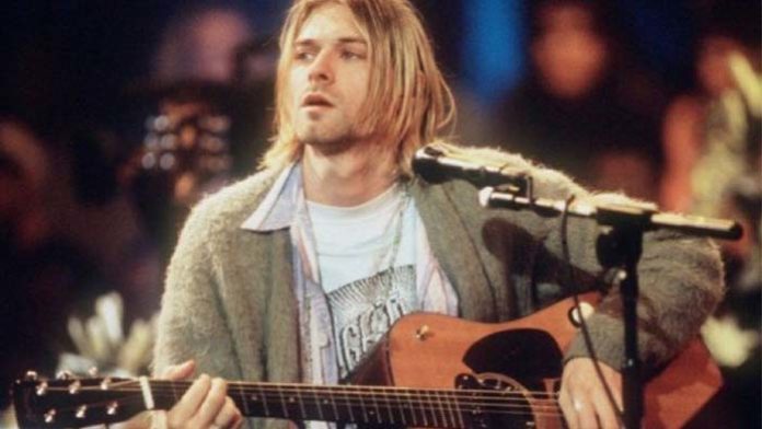 gitar kurt