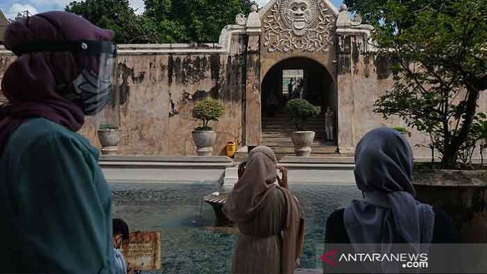 wisatawan