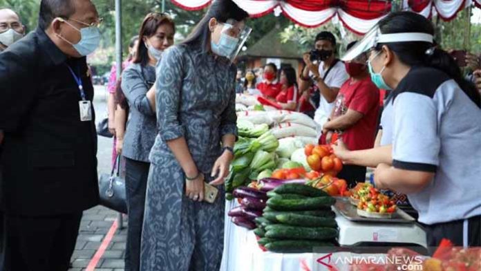 pasar gotong royong