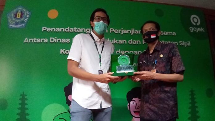 ambil berkas gojek