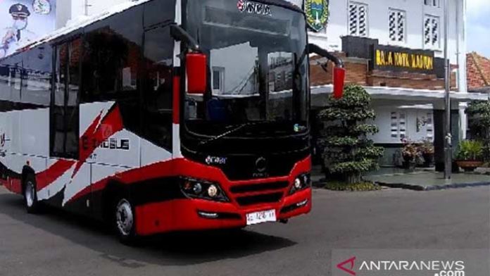bus listrik inka