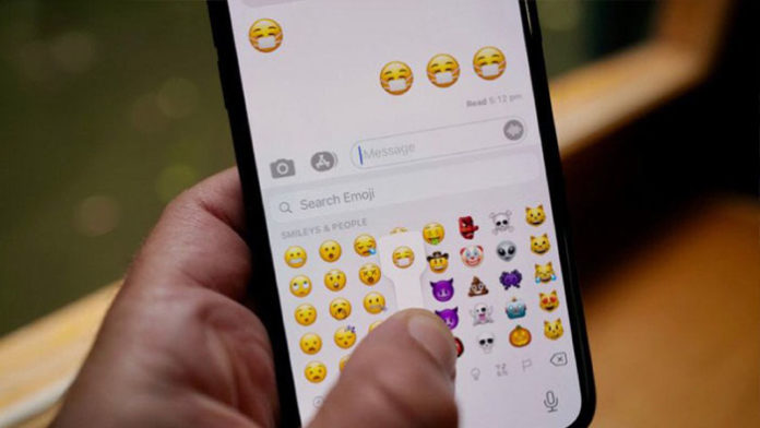 emoji masker