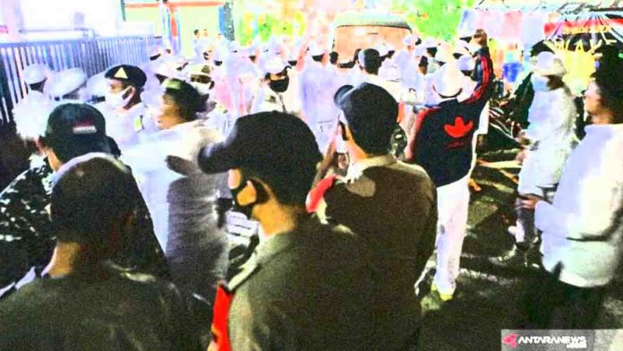 kerumunan22