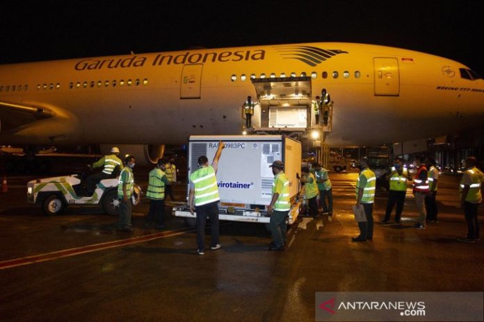 ed-Vaksin-COVID-19-tiba-INdonesia-061220-DR-4