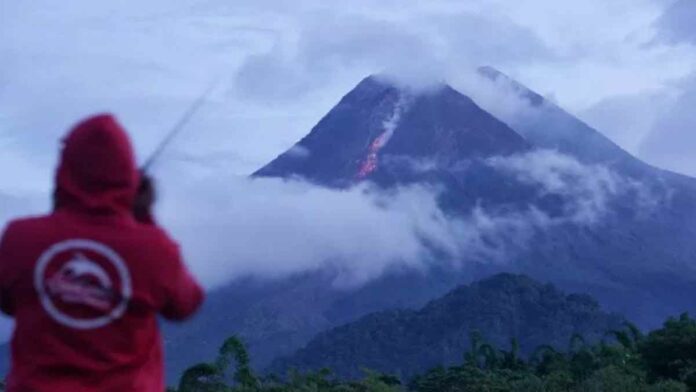 merapi pijar