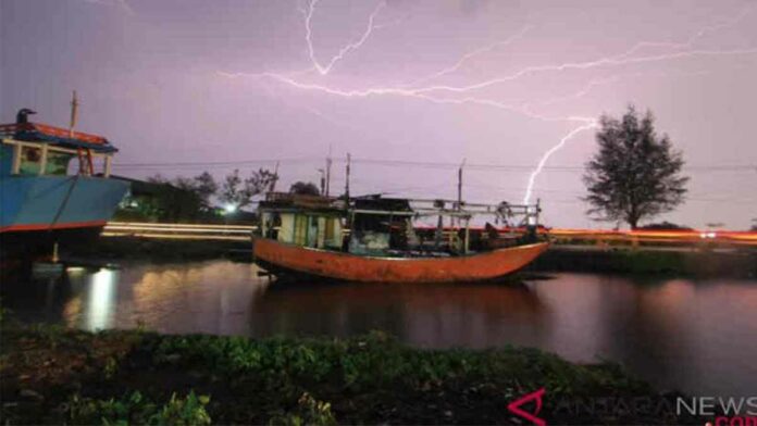 hujan1