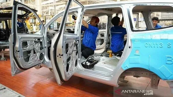 produksi otomotif