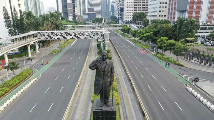 aturan penerbangan asing