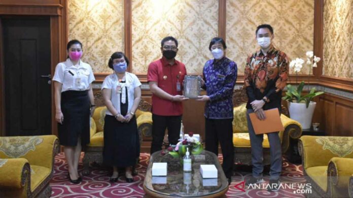 bantuan alat kesehatan