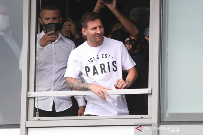 2021-08-10T135920Z_1851689752_UP1EH8A12UU1O_RTRMADP_3_SOCCER-MESSI