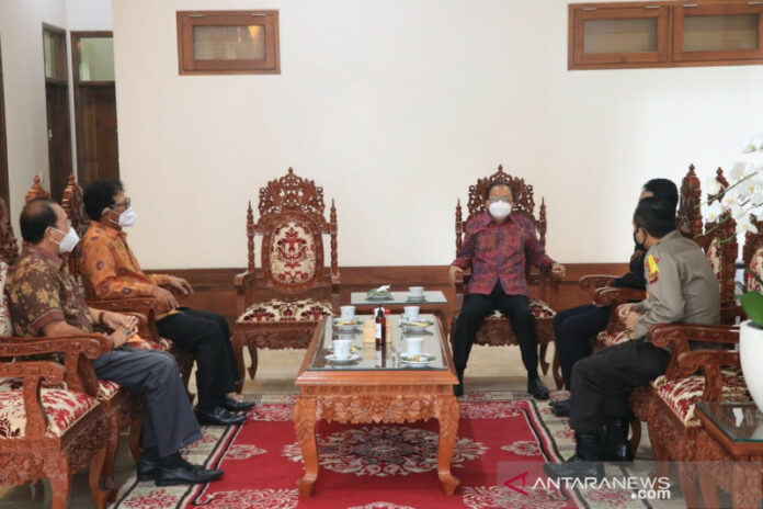 Koster-audiensi-KONI-Bali