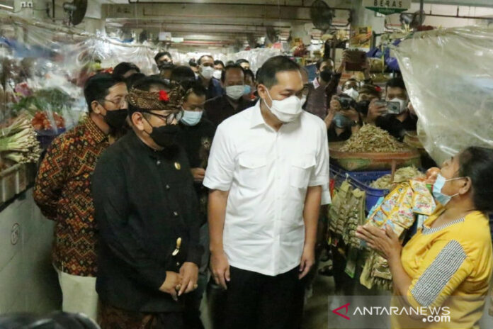 Lutfi-pasar-badung