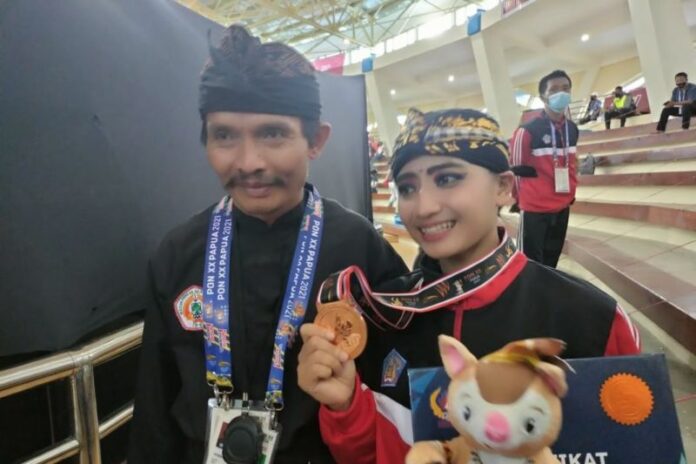 PON-Pesilat-Kadek-Astini