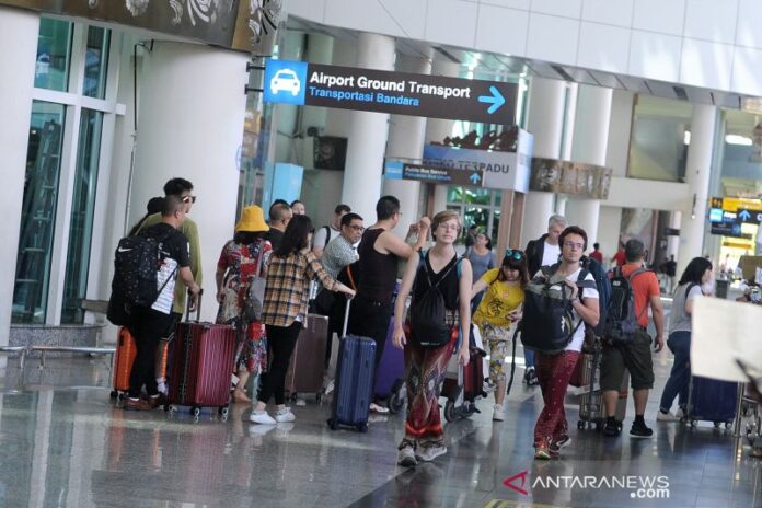 Pertumbuhan-Penumpang-Bandara-Bali-220120-fik-5