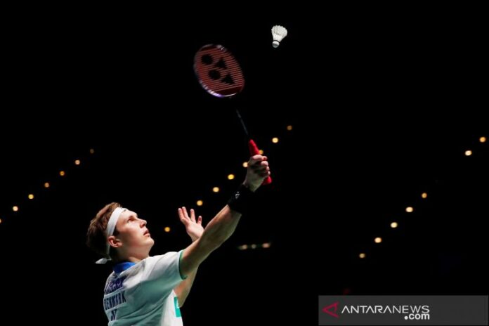 2020-03-15T140744Z_578929955_RC2EKF9D5X5O_RTRMADP_3_BADMINTON-ENGLAND