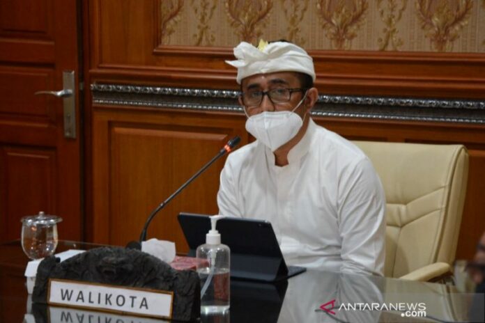 Jaya-Negara-Masker-Udeng