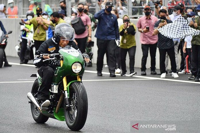 jokowi caferacer