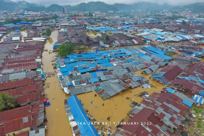 Foto-Banjir-lagi-Dok
