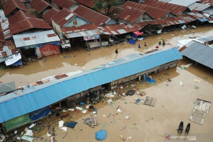 antarafoto-banjir-di-jayapura-070122-an-7