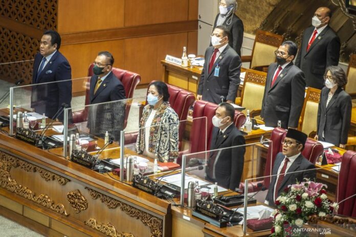 antarafoto-rapat-paripurna-pembukaan-masa-sidang-dpr-110122-adm-2