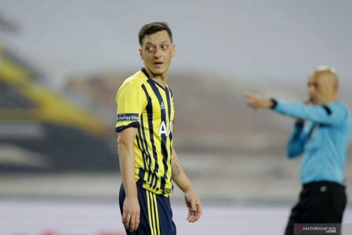ozil