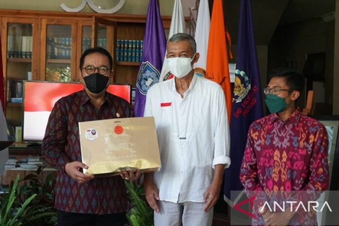 Wagub-pelatihan-jurnalistik