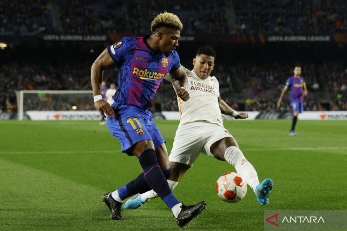 2022-03-10T220411Z_1750231134_UP1EI3A1PAXRV_RTRMADP_3_SOCCER-EUROPA-FCB-GAL-REPORT