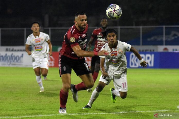 antarafoto-bali-united-melawan-persija-060322-nhw-2-1