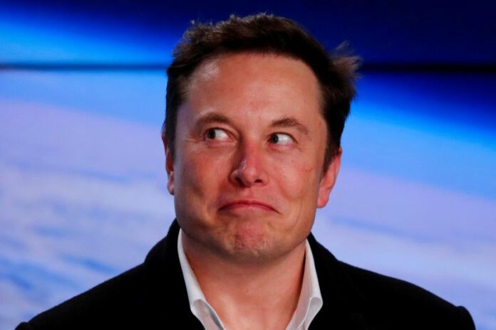 2022-04-04T192512Z_1_LYNXNPEI3311F_RTROPTP_4_MUSK-TWITTER