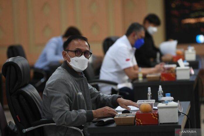 antarafoto-pertemuan-menpora-pssi-100222-ak-7