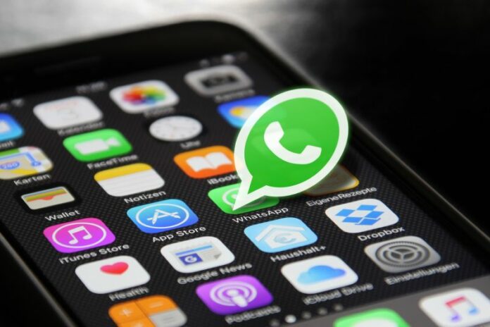 whatsapp-g02f78a9ea_1920