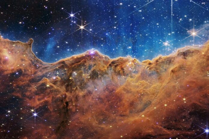 2022-07-13T005322Z_2_LYNXMPEI6B0OR_RTROPTP_4_SPACE-EXPLORATION-TELESCOPE