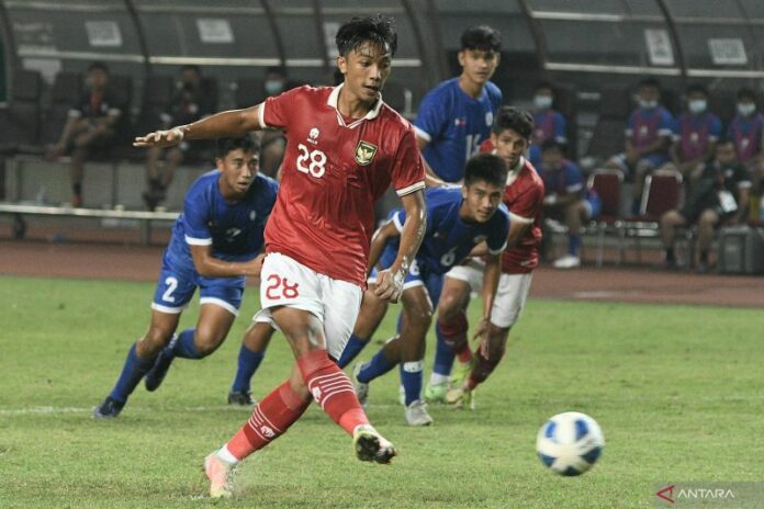 antarafoto-piala-aff-u-19-indonesia-lawan-filipina-080722-fm-2