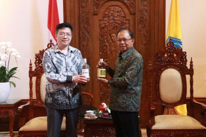 Koster-dubes-tiongkok