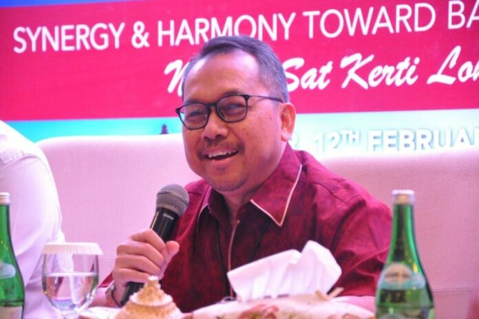 Trisno-kacamata (2)