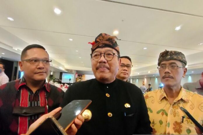 Wagub-bali-diskusi