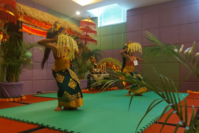 tari