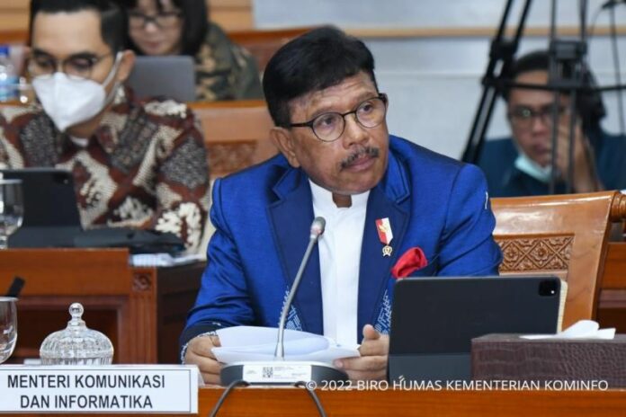 kominfo-menteri-johnny-raker-anggaran-isu-aktual-DPR-ayh-002
