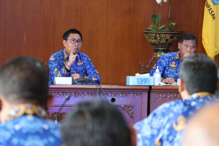 Wawali-Denpasar-pasar-tumpah