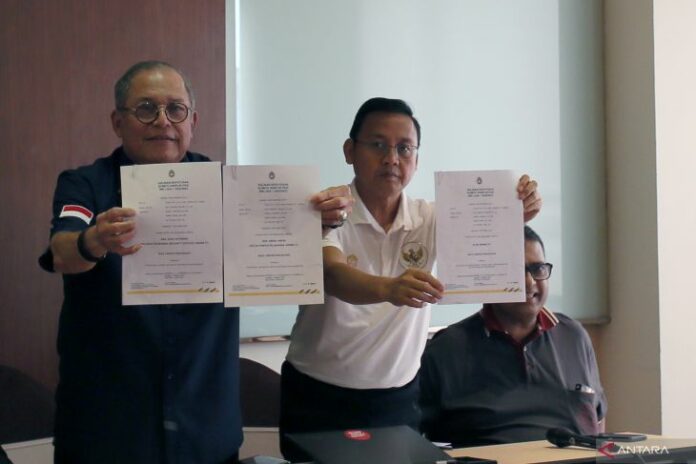 antarafoto-penguman-keputusan-komdis-pssi-041022-ia-5
