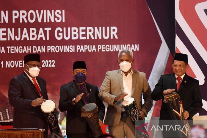 Pelantikan-Penjabat-Gubernur-Papua-Selatan-Papua-Tengah-Dan-Papua-Pegunungan-111122-IES-6a