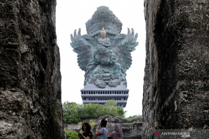 antarafoto-gwk-bali-dibuka-kembali-041220-fik-6