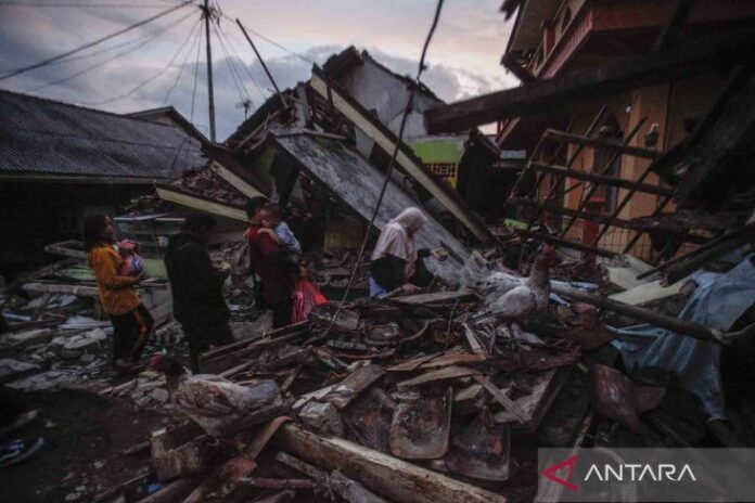 antarafoto-kerusakan-gempa-cianjur-211122-ysw-11