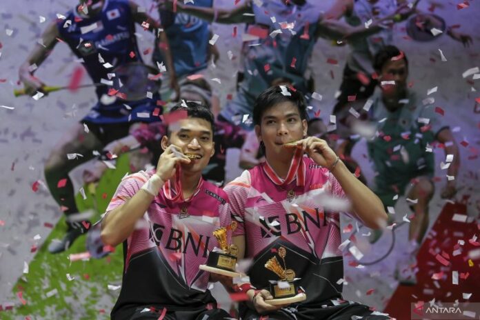 antarafoto-leo_daniel-juara-ganda-putra-indonesia-masters-2023-29012023-mrh-9 (1)