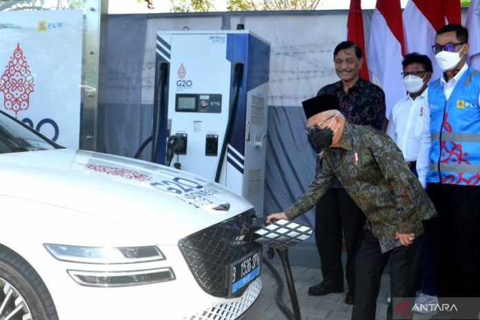 antarafoto-wapres-tinjau-spklu-ktt-g20-300822-fik-2