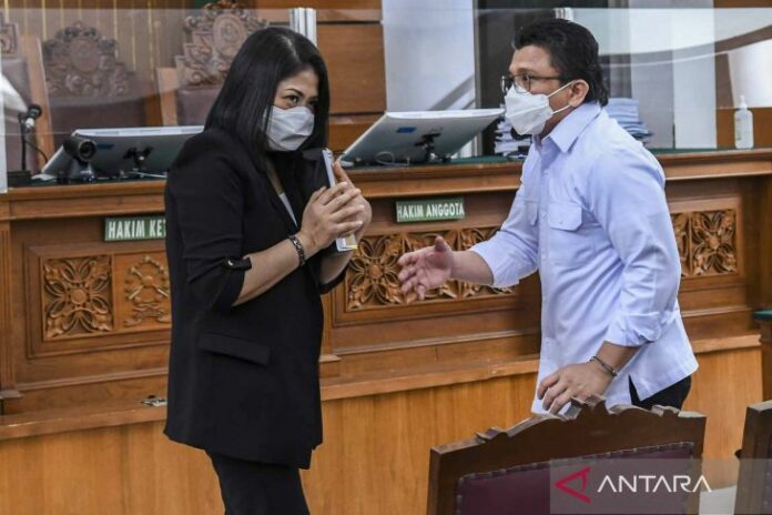 antarafoto-sidang-lanjutan-ferdy-sambo-dan-putri-chandrawathi-03012022-gp-3