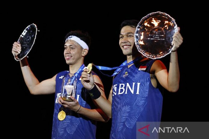 2023-03-19T150514Z_320250474_UP1EJ3J15WOE6_RTRMADP_3_BADMINTON-ENGLAND