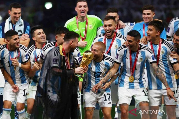 2022-12-18T184627Z_81821496_UP1EICI1G5CA6_RTRMADP_3_SOCCER-WORLDCUP-ARG-FRA-REPORT