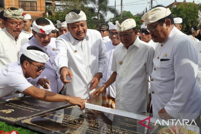 Pasar-Ubud-diresmikan